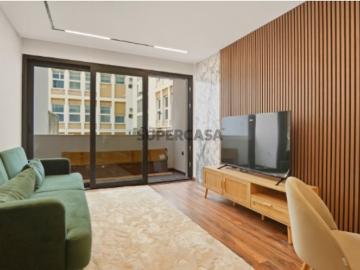 Apartamento T1 Totalmente Renovado com Acabamentos de Luxo, Varanda e Porteiro no Marquês de Pombal, Lisboa