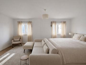 Apartamento T1 totalmente renovado e mobilado para arrendamento localizado no Estoril