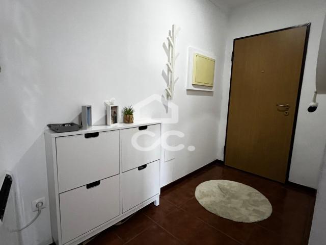Apartamento T1 transformado em T2, Paredes