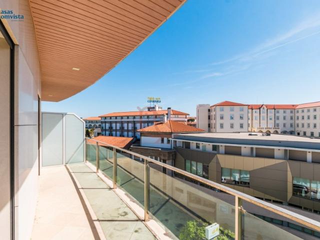 Apartamento T1 / Varanda / Novo / Santuário Fátima / Fátima, Ourém