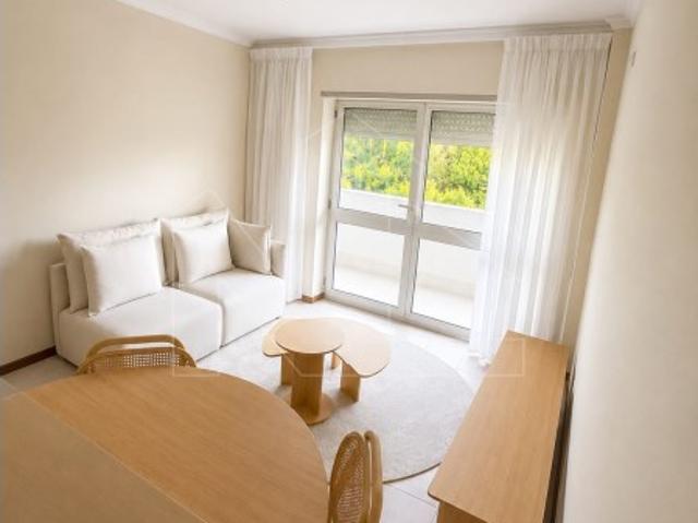 Apartamento T1 à Venda na Curia