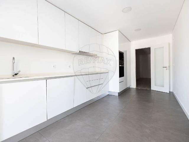 Apartamento T1 à venda em Odivelas, Odivelas RE/MAX Portugal