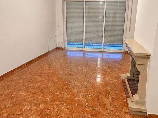 Apartamento T1 à venda em Alcobaça e Vestiaria, Alcobaça RE/MAX Portugal