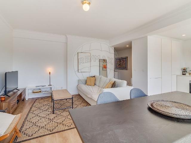 Apartamento T1 à venda em Alcabideche, Cascais RE/MAX Portugal