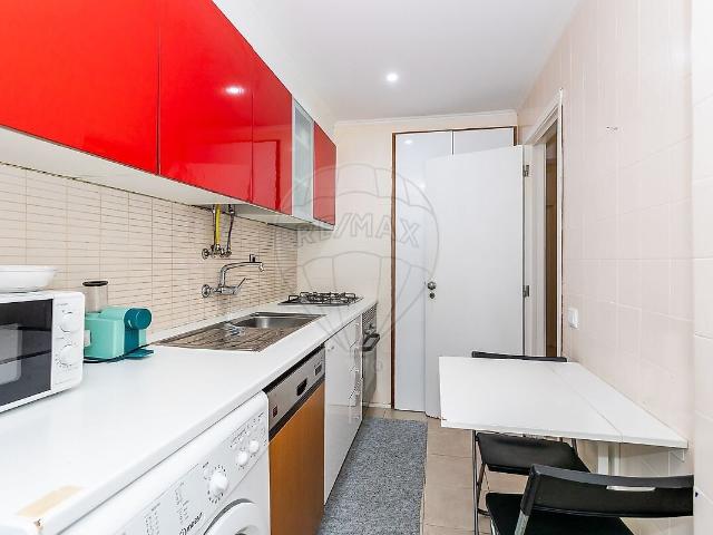 Apartamento T1 à venda em Algueirão Mem Martins, Sintra RE/MAX Portugal