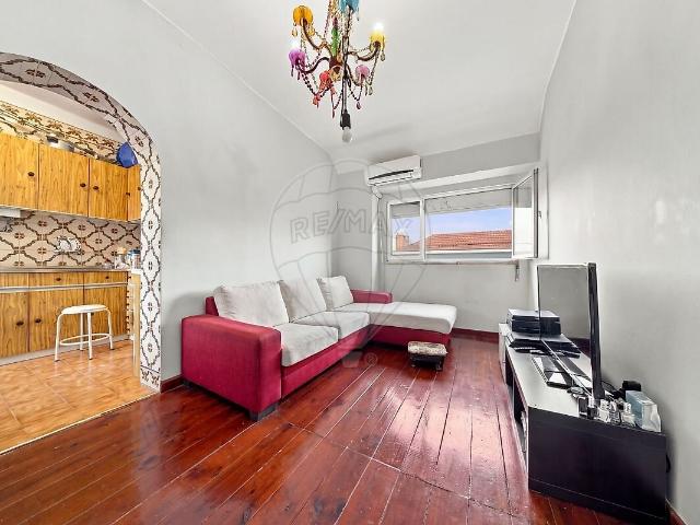 Apartamento T1 à venda em Beato, Lisboa RE/MAX Portugal