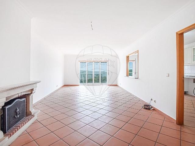 Apartamento T1 à venda em Carvoeira, Mafra RE/MAX Portugal