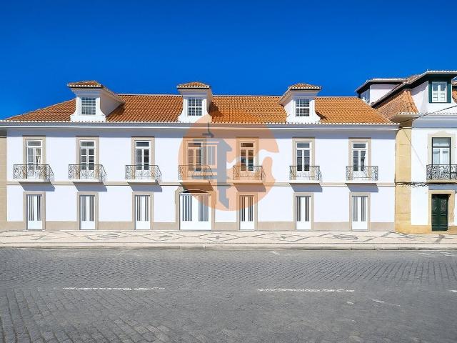 Apartamento T1 à venda em Edifício Pombalino