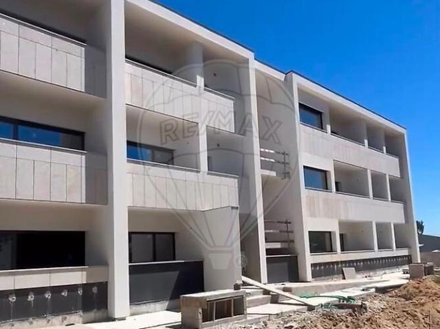 Apartamento T1 à venda em Ferreira, Paços de Ferreira RE/MAX Portugal