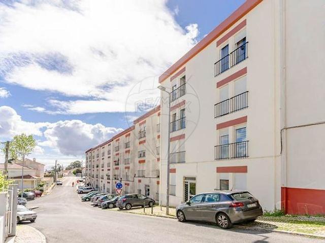 Apartamento T1 à venda em Loures, Loures RE/MAX Portugal