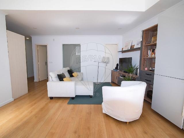 Apartamento T1 à venda em Santa Clara, Lisboa RE/MAX Portugal