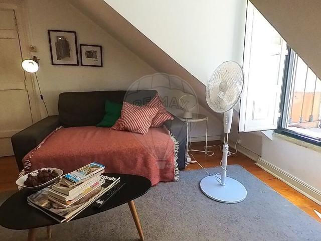Apartamento T1 à venda em Santo António, Lisboa RE/MAX Portugal