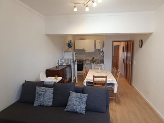 Apartamento T1 a 100 metros da Praia de Quarteira, Algarve
