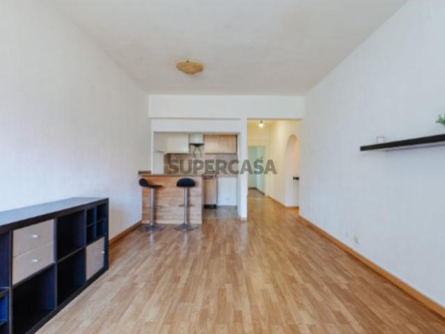 Apartamento T1 Acolhedor em Monte Abraão