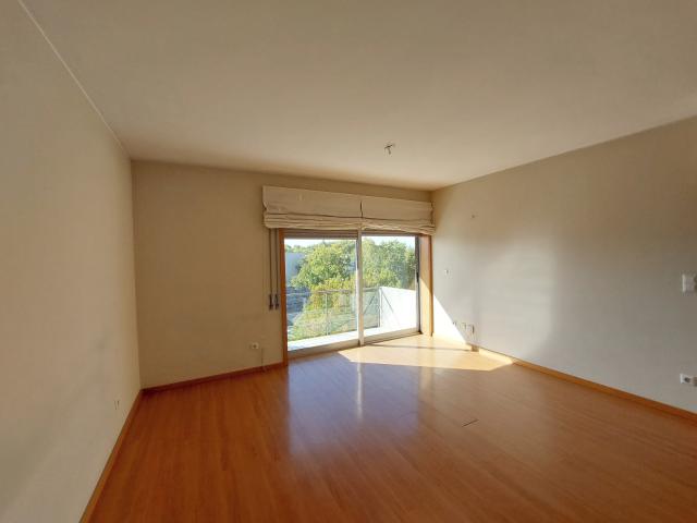 Apartamento T1, ao Pólo Universitário