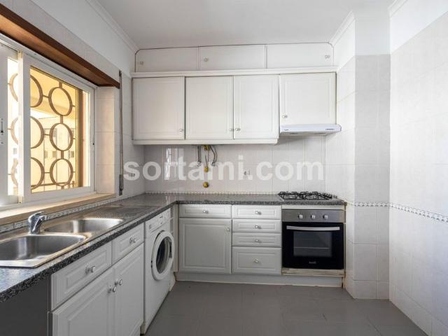 Apartamento T1 Arrendamento em Quarteira,Loulé