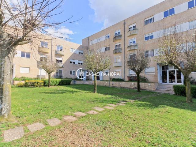 Apartamento T1 at Castêlo da Maia Maia, Portugal