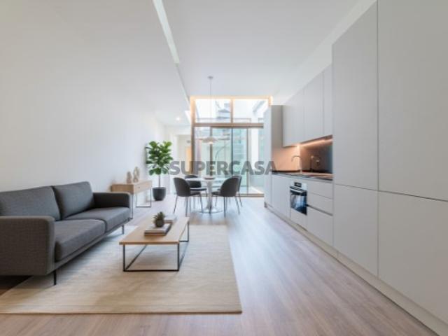 Apartamento T1 Avenidas Novas