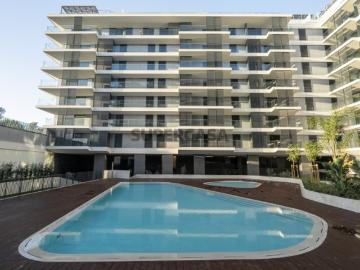 Apartamento T1 Avenidas Novas, Lisboa, com varanda e piscina