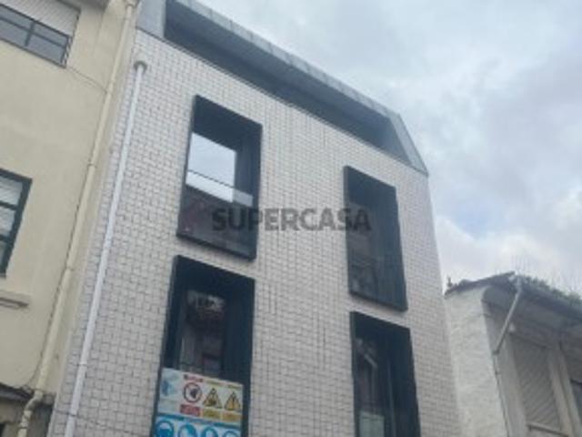 APARTAMENTO T1 BONJARDIM