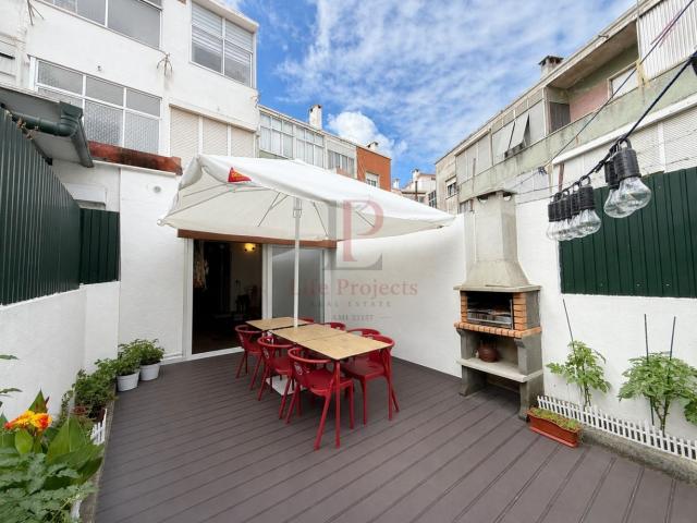 Apartamento T1 c/ Logradouro