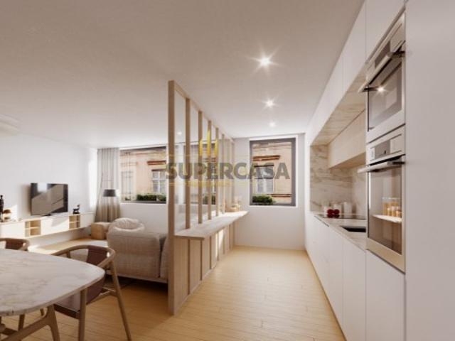 Apartamento T1 c/ varanda