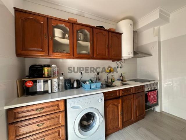 Apartamento T1 com arrecadação em Tomar Investimento com Rentabilidade Imediata