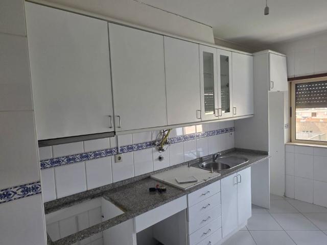 Apartamento T1 com Garagem Lamaçães