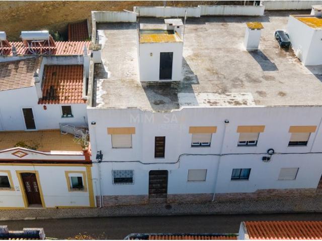 Apartamento T1 com estacionamento no centro de Lagos | Vista mar