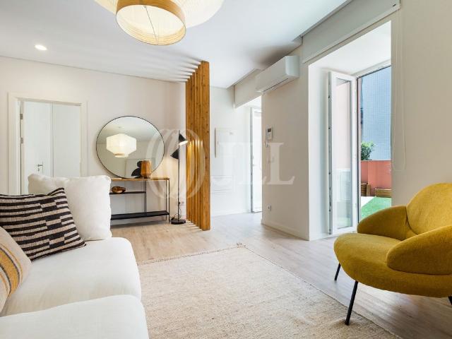 Apartamento T1 com jardim e garagem, em Campolide, Lisboa 0m² Campolide
