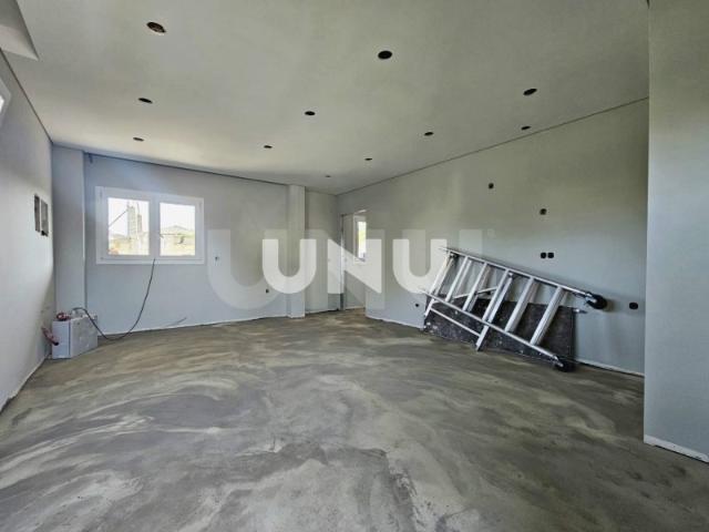 Apartamento T1 Com Logradouro Agradável