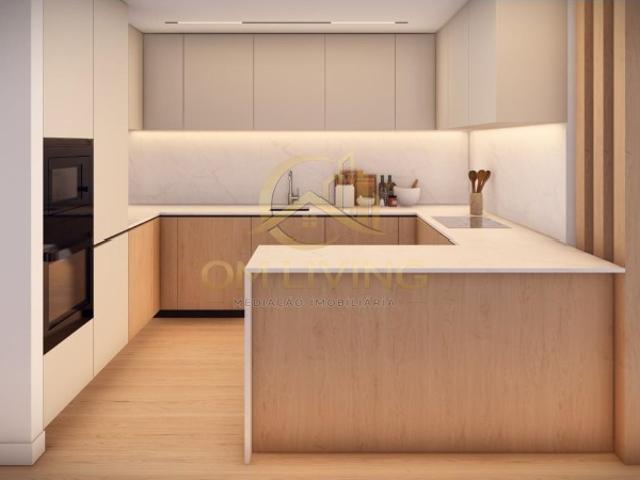 Apartamento T1 com Logradouro e Parqueamento, Fernão Ferro