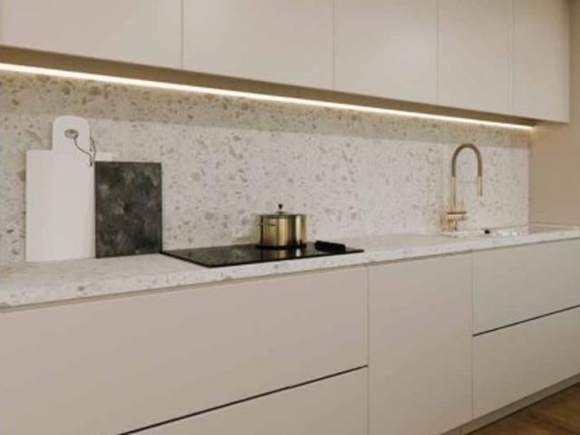 Apartamento T1 com Lugares de Garagem em Esgueira