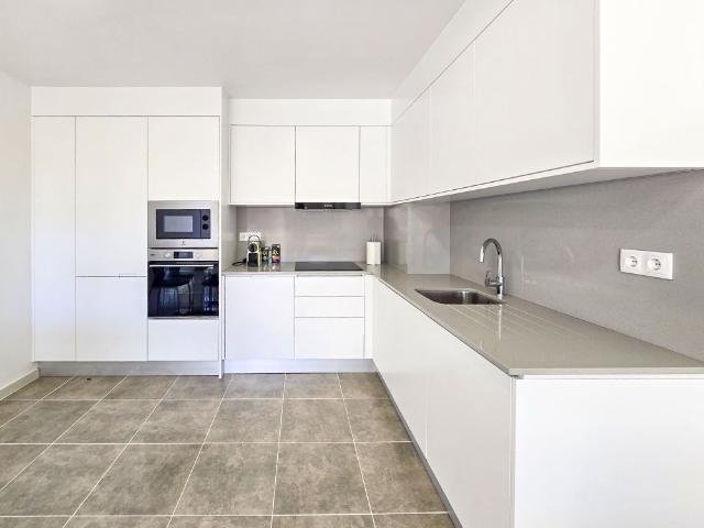 Apartamento T1 com piscina para Arrendamento Anual | Praia da Rocha