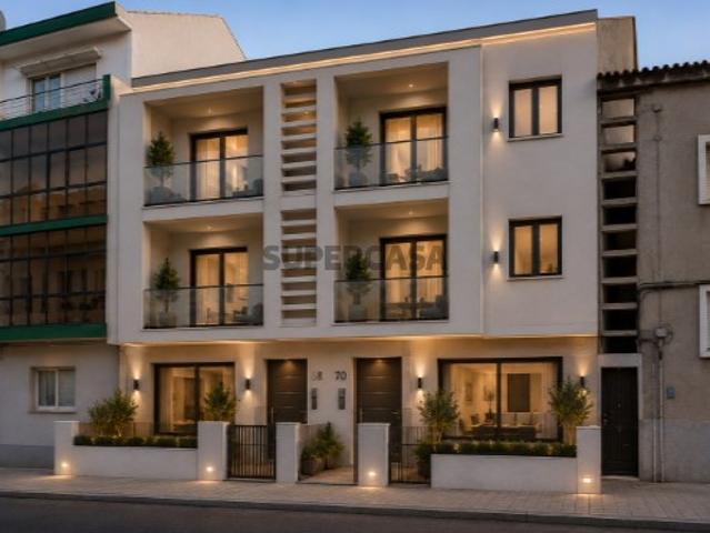 Apartamento T1 com Quintal Privativo