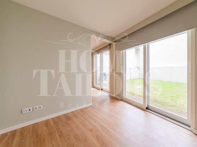 Apartamento T1 com terraço de 53 m2 Glória Studios