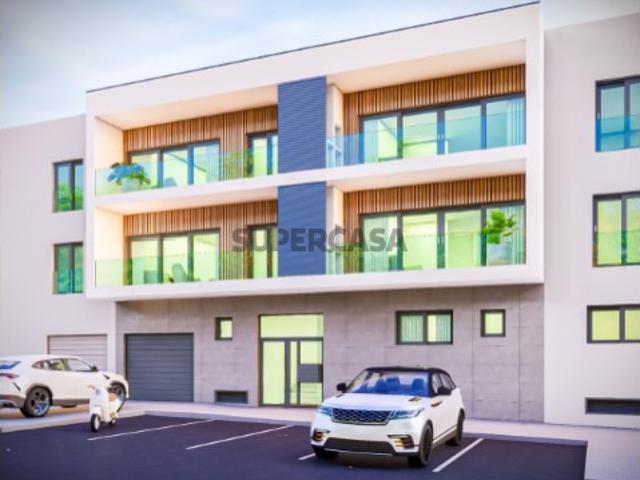 Apartamento T1 com Terraço e Estacionamento no Pinhal do General Fernão Ferro