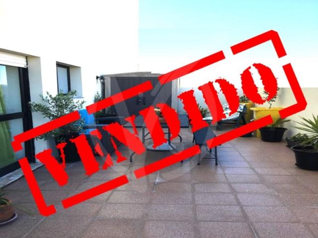 Apartamento T1 com Terraço e Garagem Fechada em Aver o Mar na Póvoa de Varzim