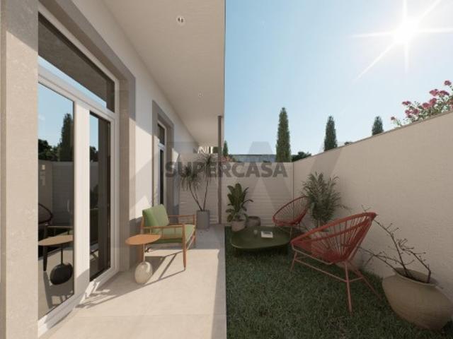 Apartamento T1 com terraço e jardim na Estrela, Lisboa