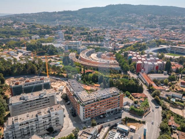 Apartamento T1 com Terraço em Fermentões