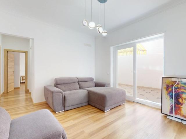 Apartamento T1 com terraço privativo de 55 m²