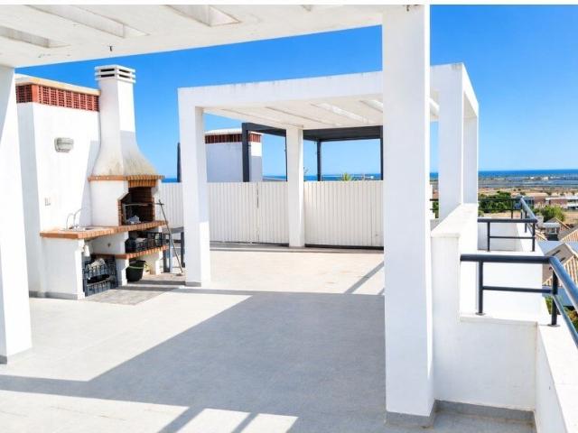 Apartamento T1 com terraço privativo em Tavira, Algarve 65m² Cabanas De Tavira