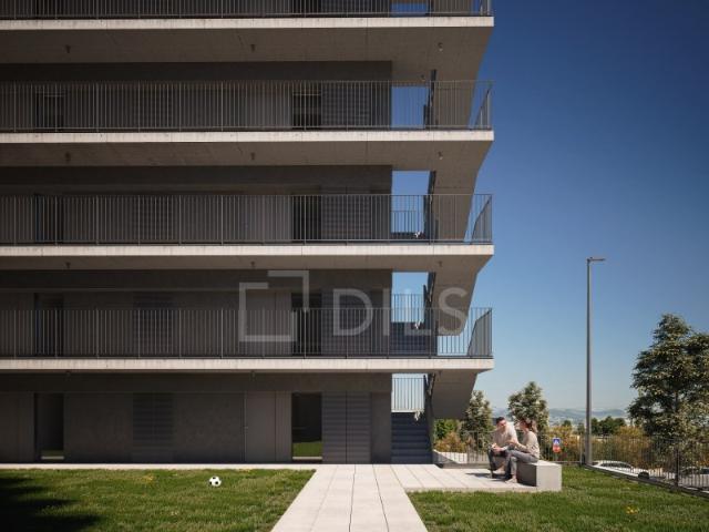 Apartamento T1 com varanda e estacionamento em novo empreendimento, Gaia