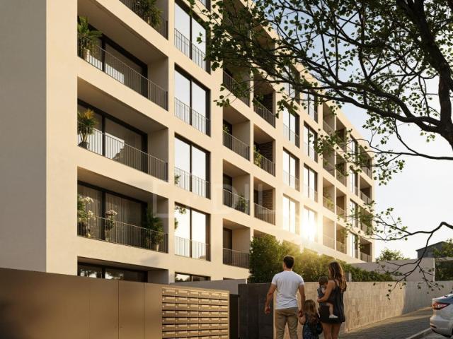 Apartamento T1 com varanda e garagem, em Fânzeres, Gondomar