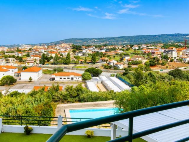 Apartamento T1 com Varanda em Condomínio Fechado com Piscina Figueira da Foz