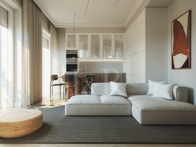 Apartamento T1 com varanda, junto ao Marquês Pombal, Lisboa