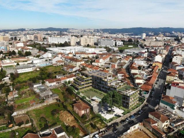 Apartamento T1 com Varanda, localizado em Rio Tinto Vacivu. 56m² Fonte Boa e Rio Tinto