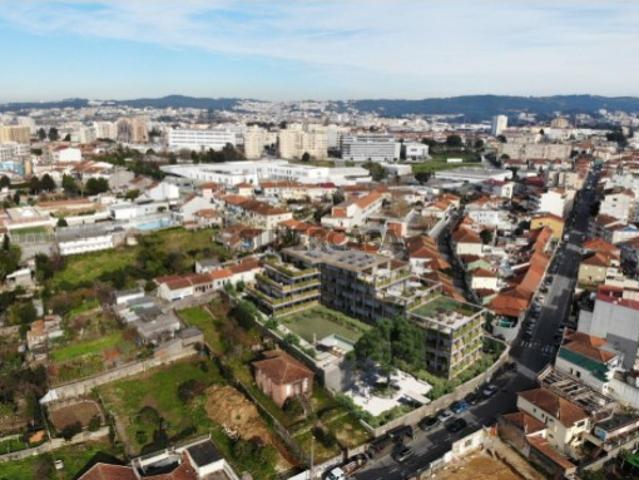 Apartamento T1 com Varanda, localizado em Rio Tinto Vacivus