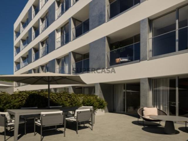Apartamento T1 com Varanda, Lugar de Garagem e Arrumo próximo ao Hospital São João e Pólo Universitário do Porto
