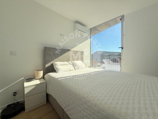Apartamento T1 com Varanda no Ultimo Piso e Lugar de Estacionamento em Vilar do Paraíso, Gaia